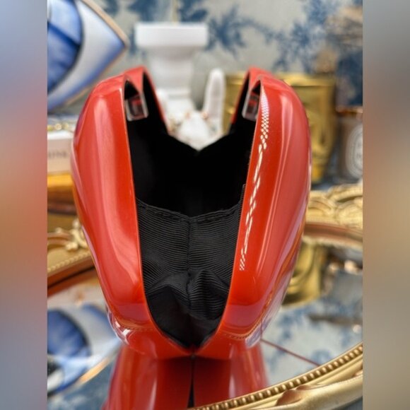 🆕 LULU GUINNESS 🧿 NWOT Iconic Lips Perspex Clutch - Burnt Orange Red - Picture 13 of 16